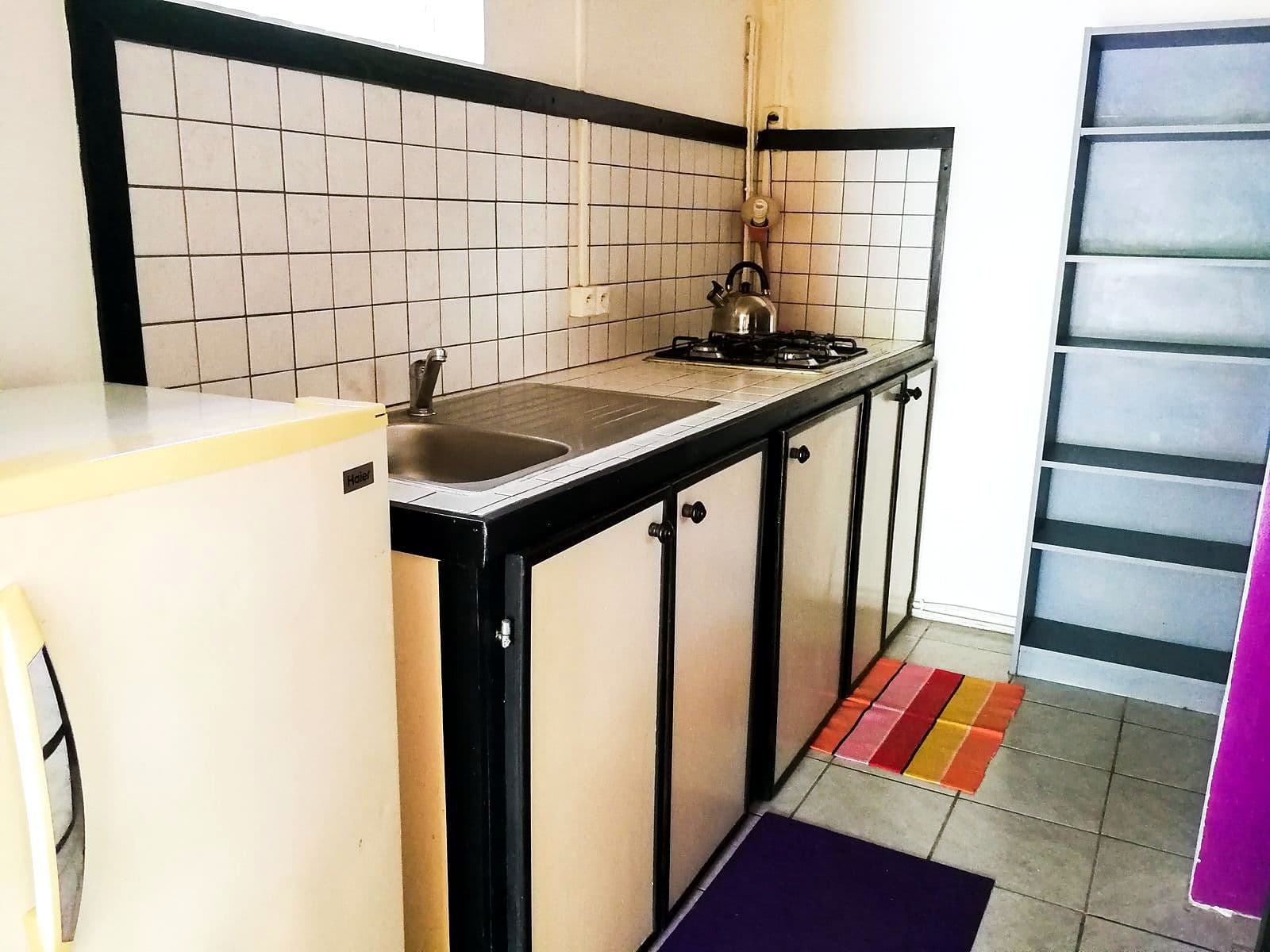 Studio 1 : le coin cuisine